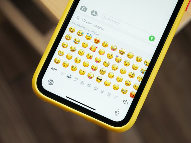 Emoji keyboard on a phone